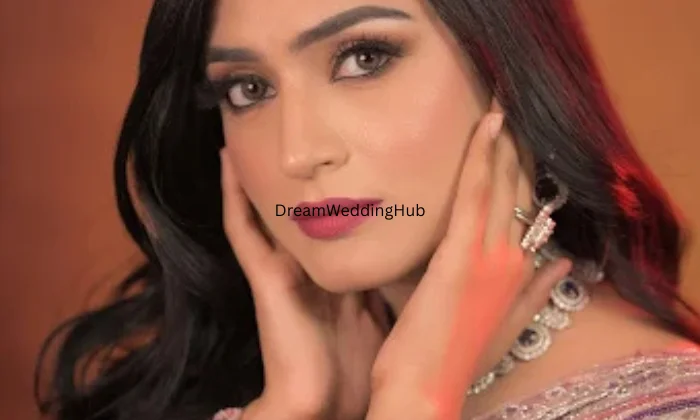 Sweet Beauty Parlour Best Make up Artist